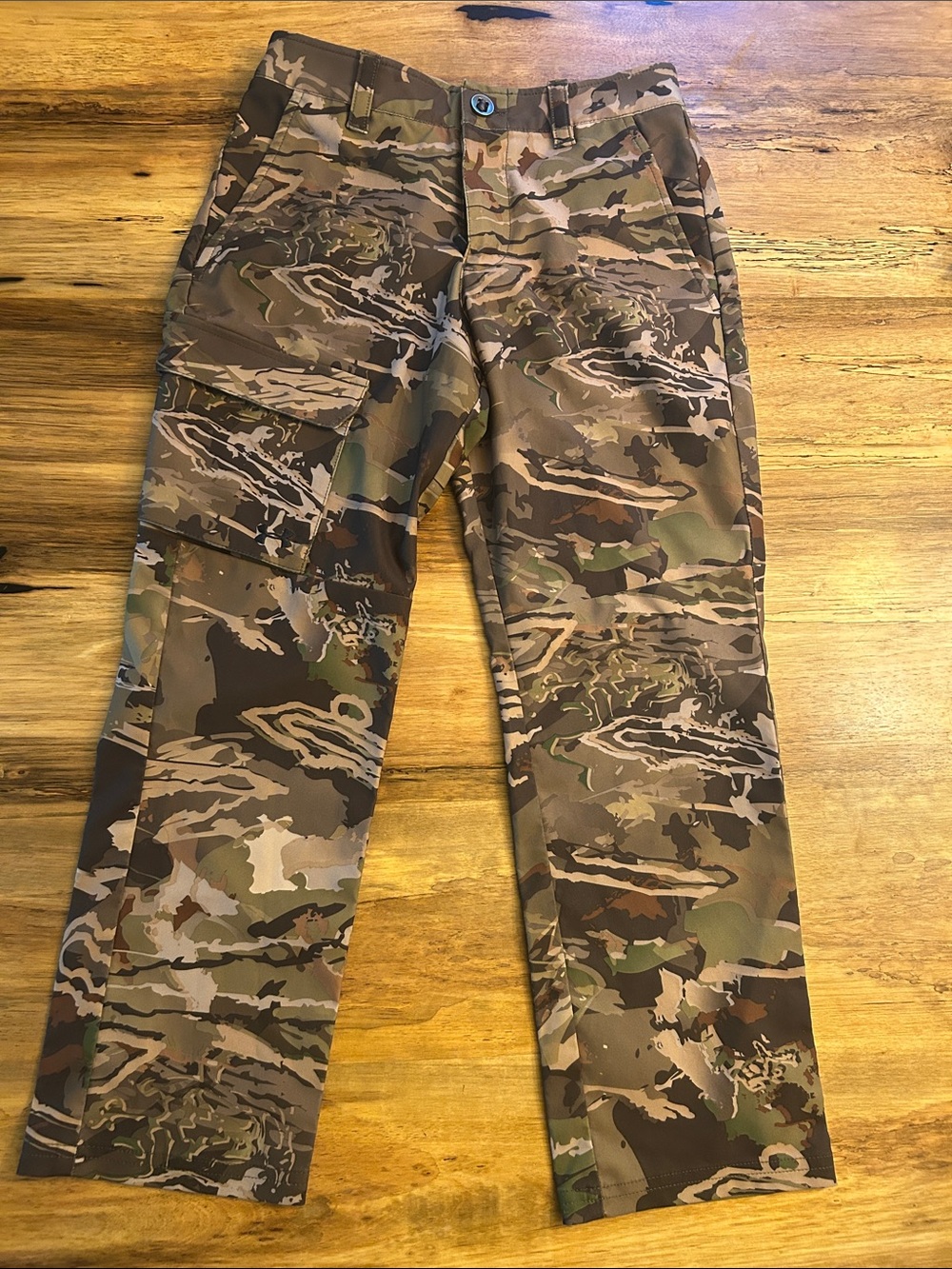 Under Armour Youth size 10 Storm Cargo Pants - Brown Camo